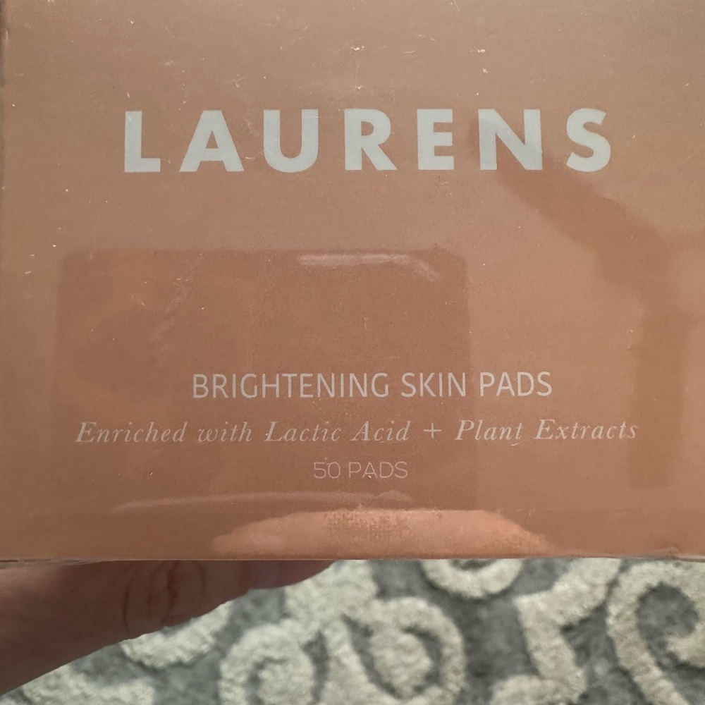 Brightening Skin Pads